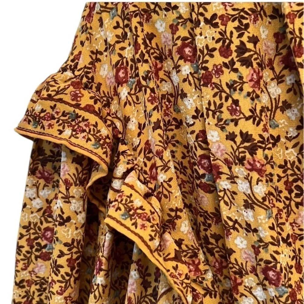 MAX STUDIO Front Tie Long Sleeve Floral Blouse Size: L - Picture 3 of 7